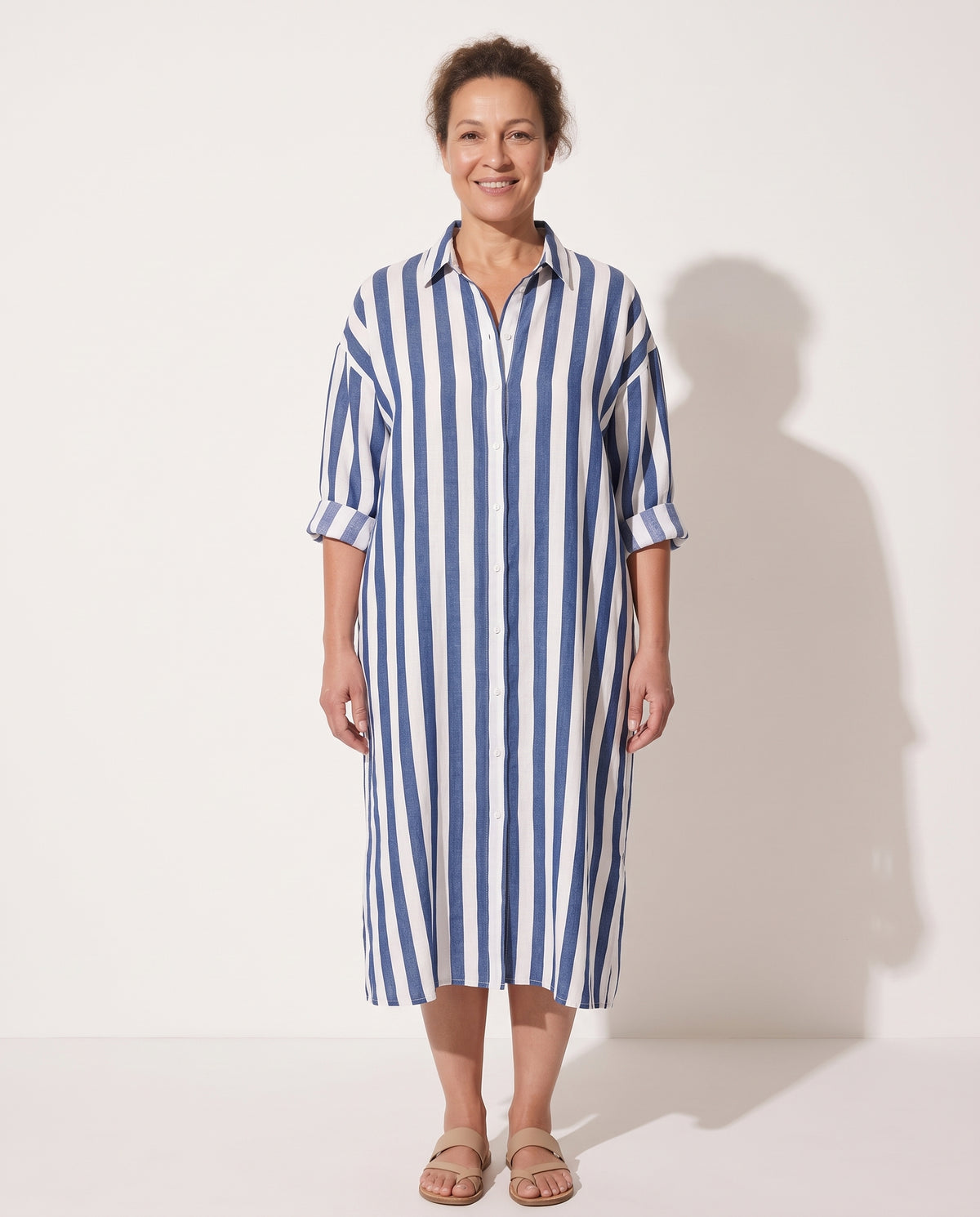 Quintessa | Linen Striped Maxi Shirt Dress Holiday Midi Style — voorkant