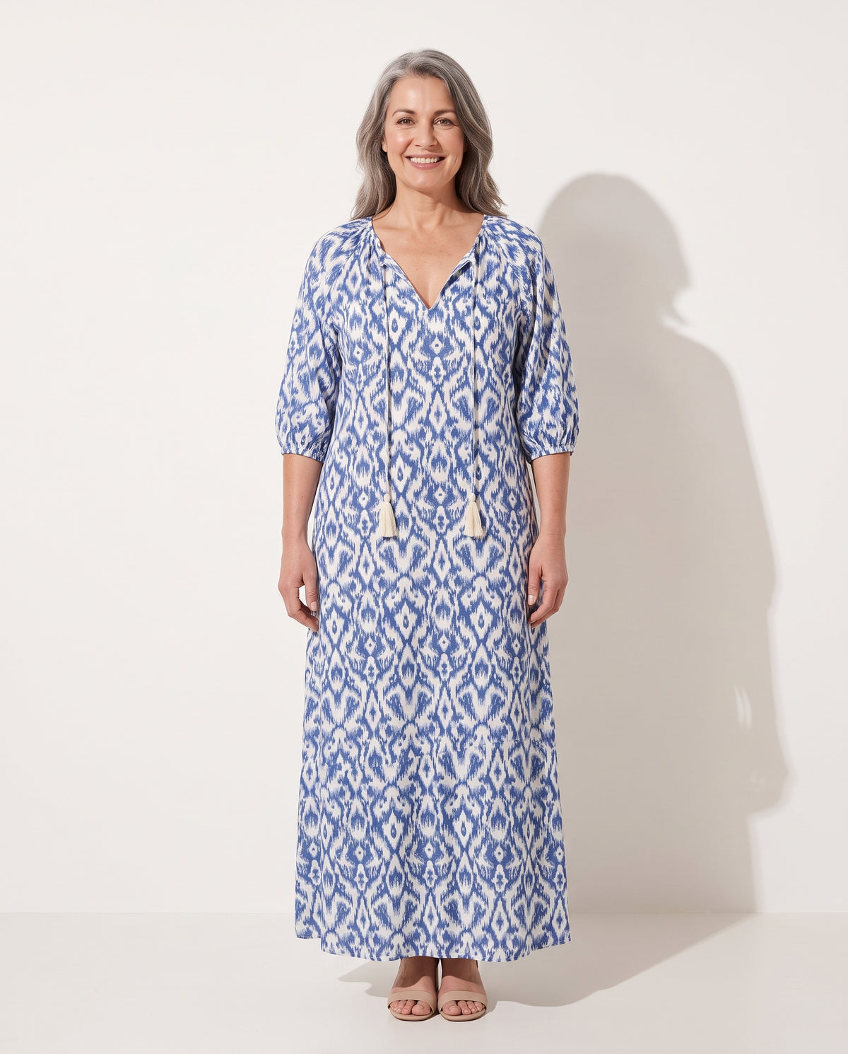Anouk | Flowy Satin Maxi Dress Purple Red Blue Boho Summer — voorkant