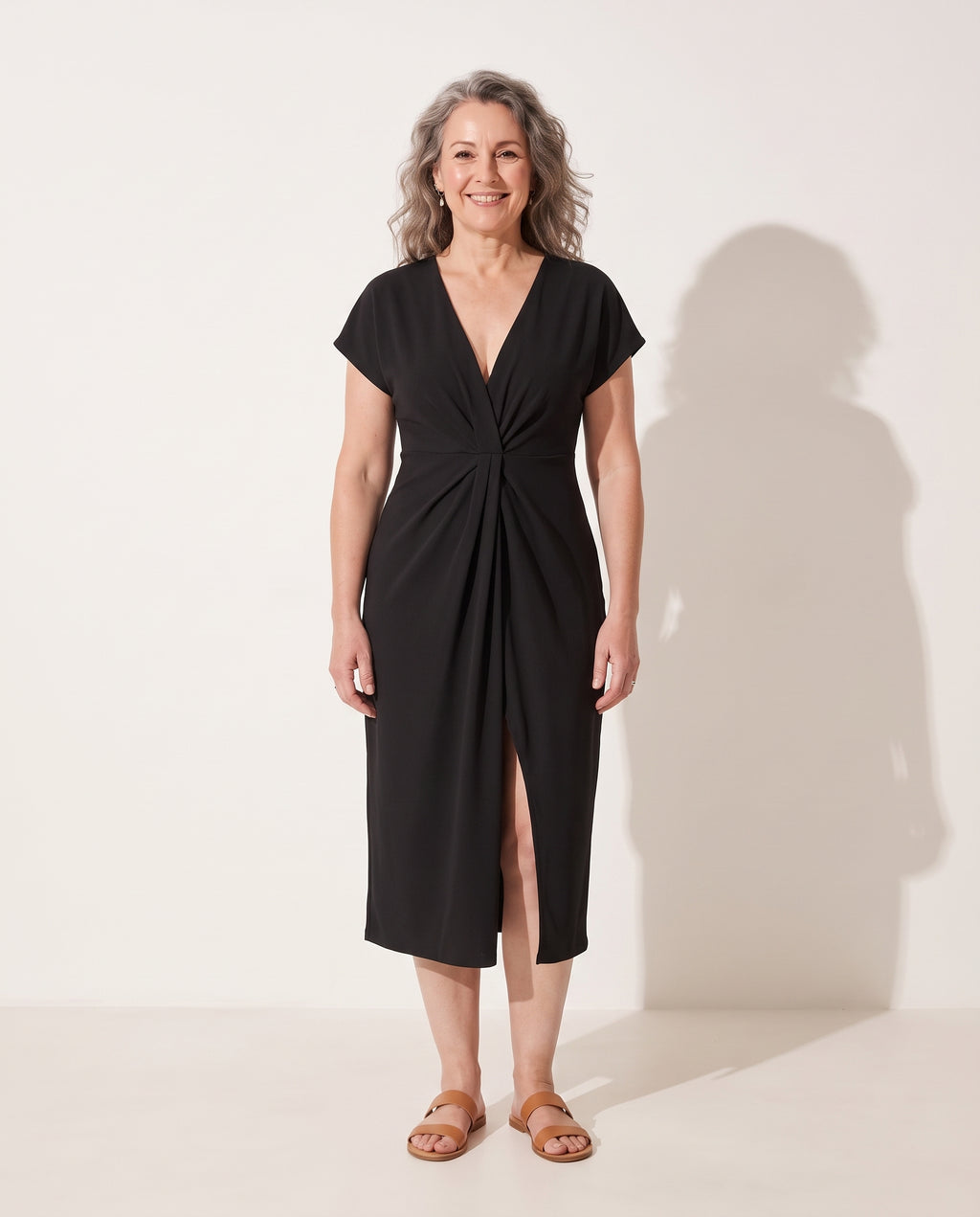 Edith | Black White Silk Bodycon Wrap Midi Dress — voorkant