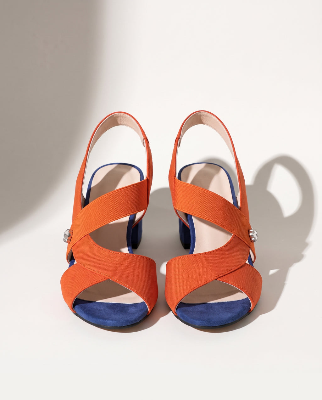 Faustine | Low Block Heel Wide Fit Sandals Black Brown White — voorkant